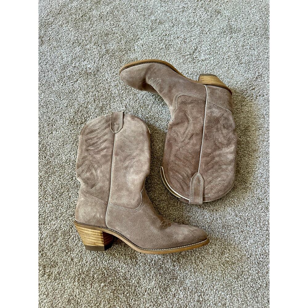 Vintage 70s 80s Wolverine Suede Tan Cowboy Boots Size 8.5